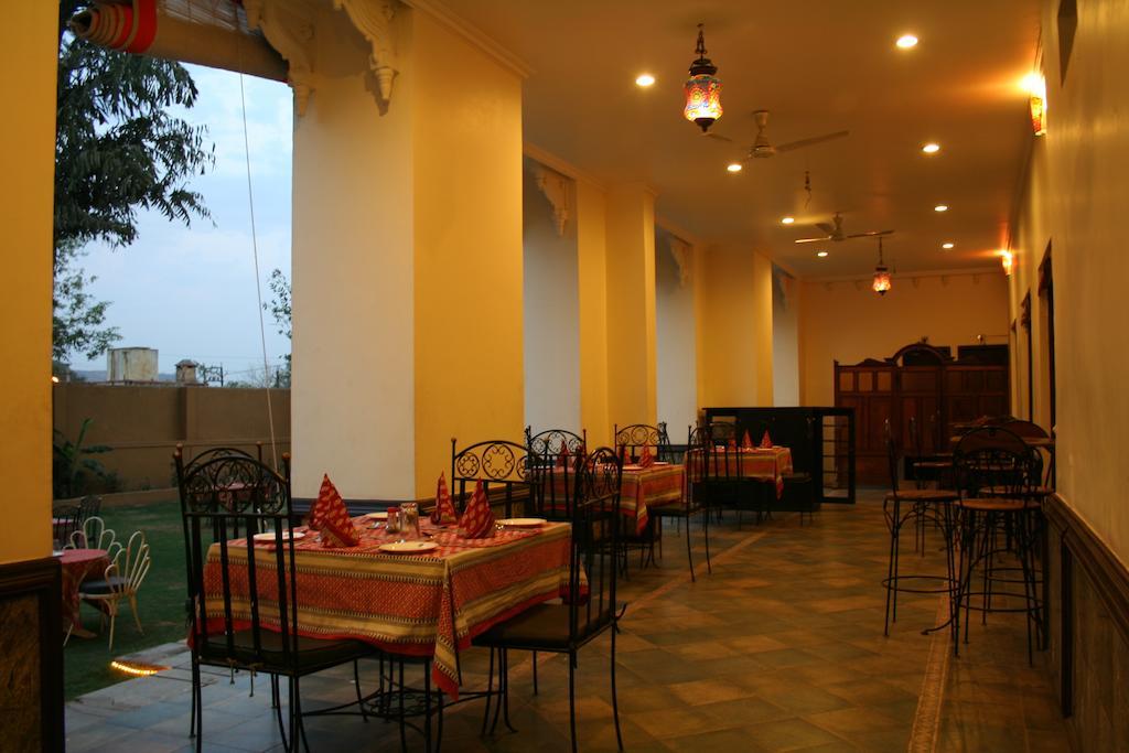 Hotel Pratap Palace Chittorgarh Exteriér fotografie
