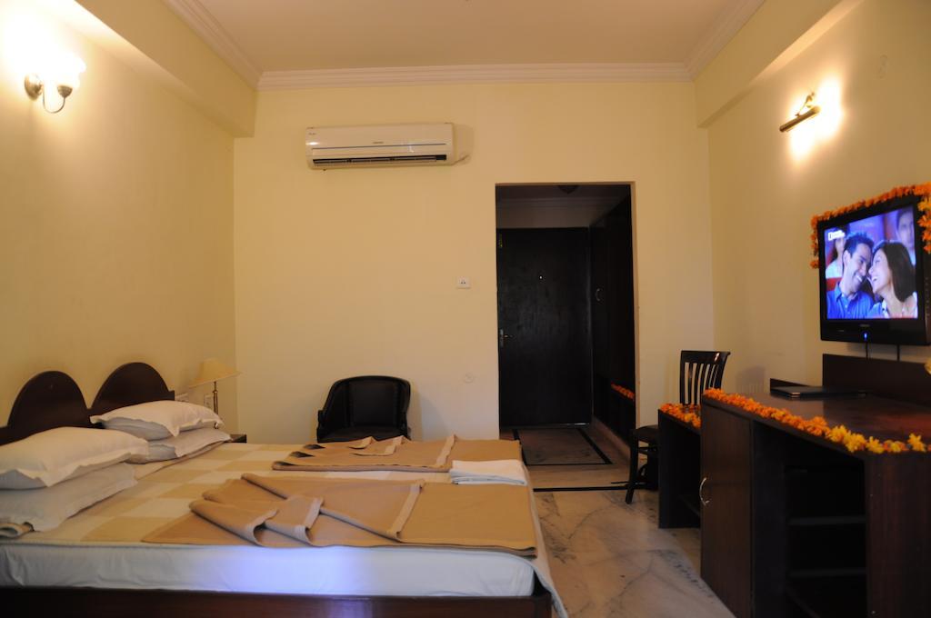 Hotel Pratap Palace Chittorgarh Pokoj fotografie